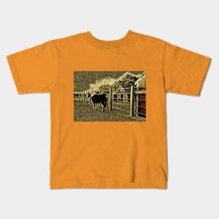 Small Horse and Barns No1A Kids T-Shirt